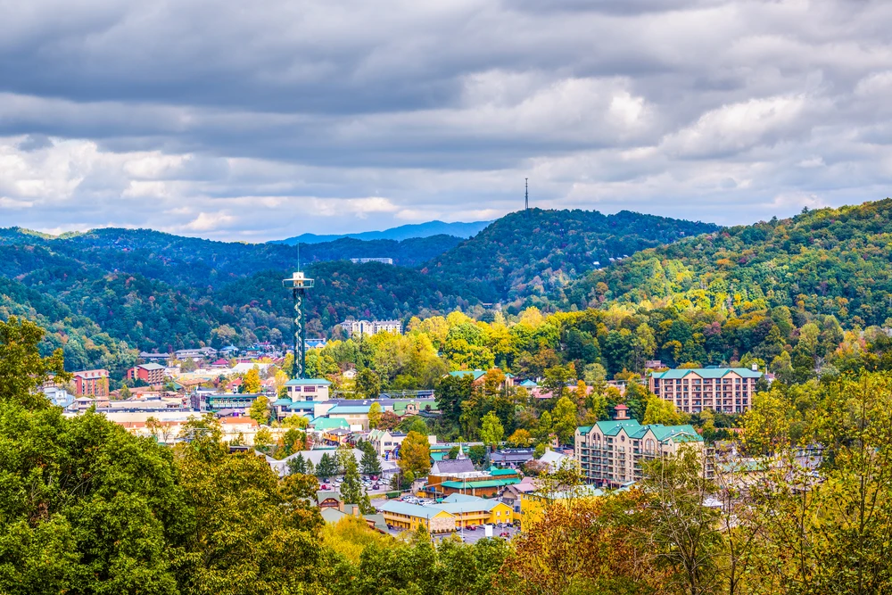 6 reasons why gatlinburg is a great market for short-term rentals