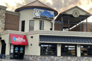 Blue moose burgers & wings