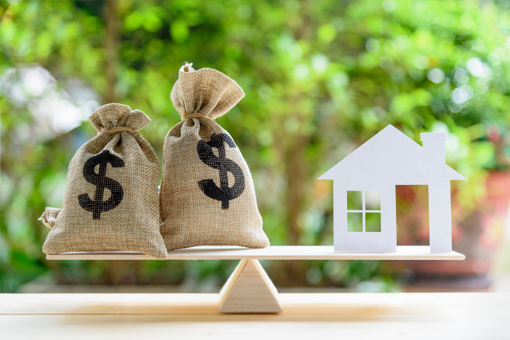 4 benefits of using your home equity for a bigger down payment on your next home