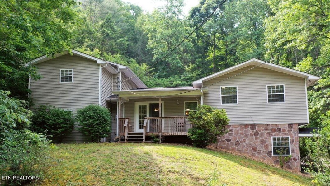 1250346 - 3480 Lost Branch Rd - Smoky Mountain Homes for Sale & Cabins for Sale