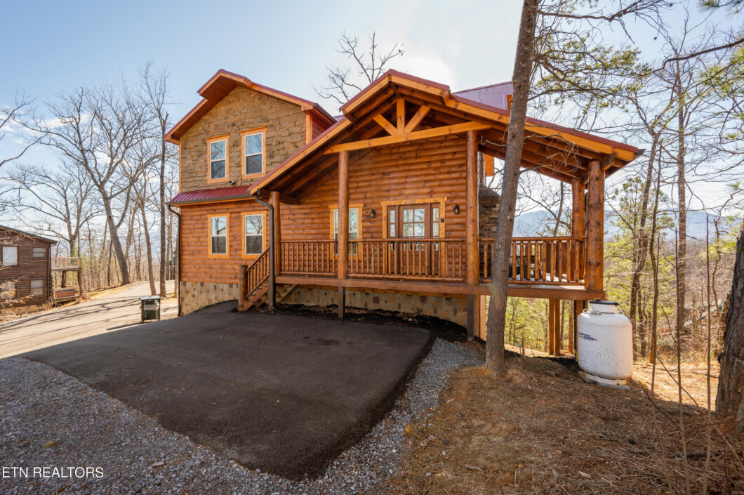 1254133 - 2152 E View Drive - Smoky Mountain Homes for Sale & Cabins for Sale