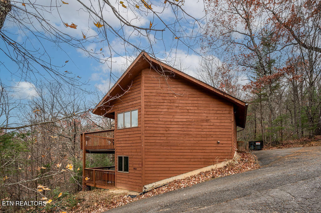 1284689 - 903 Old Field Ridge Way - Smoky Mountain Homes for Sale & Cabins for Sale