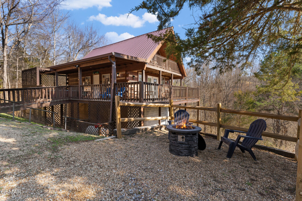 304769 - 1455 Honey Oaks Way - Smoky Mountain Homes for Sale & Cabins for Sale