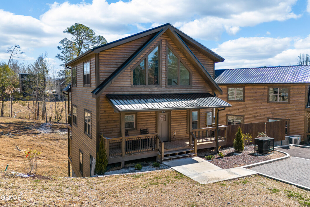 305015 - 2848 Sequoia Road - Smoky Mountain Homes for Sale & Cabins for Sale