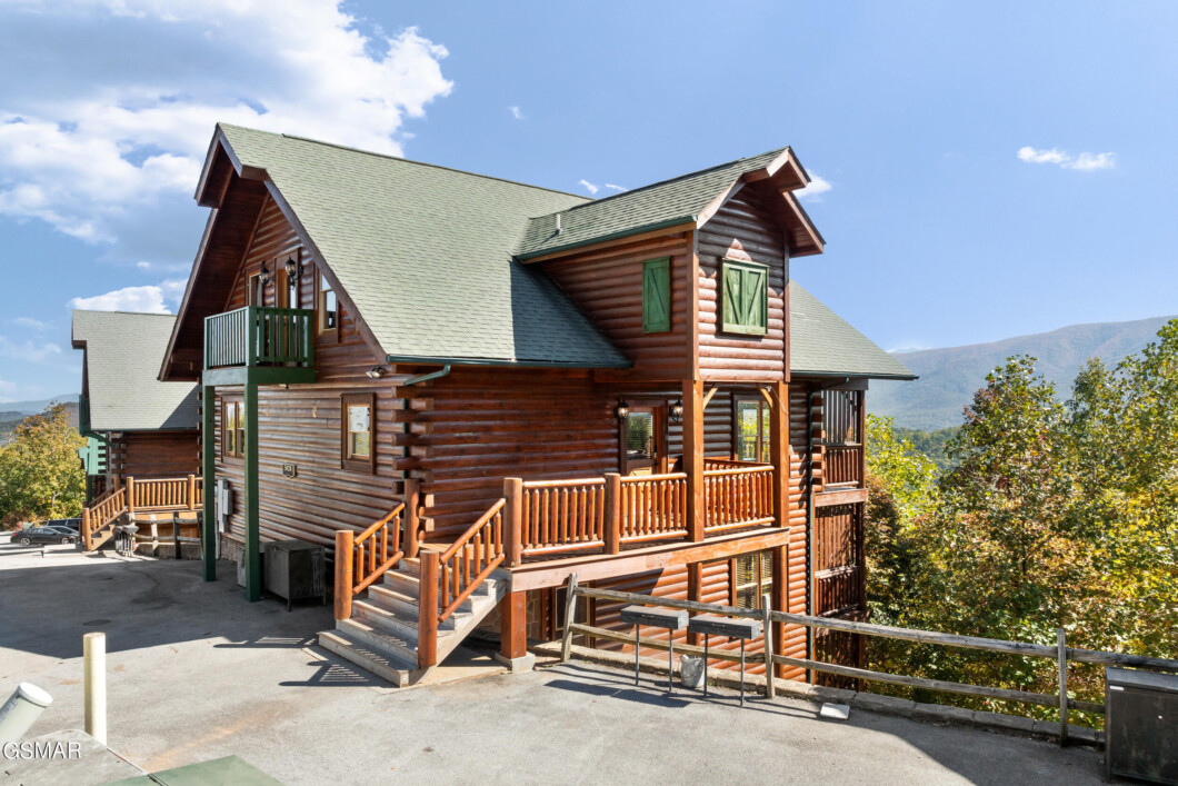 303532 - 3024 Hickory Lodge Drive - Smoky Mountain Homes for Sale & Cabins for Sale